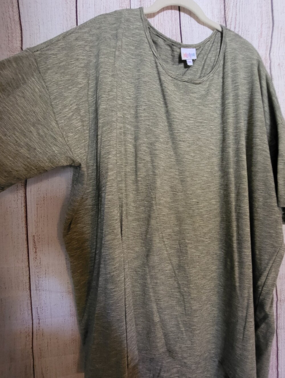 LuLaRoe Irma tshirt